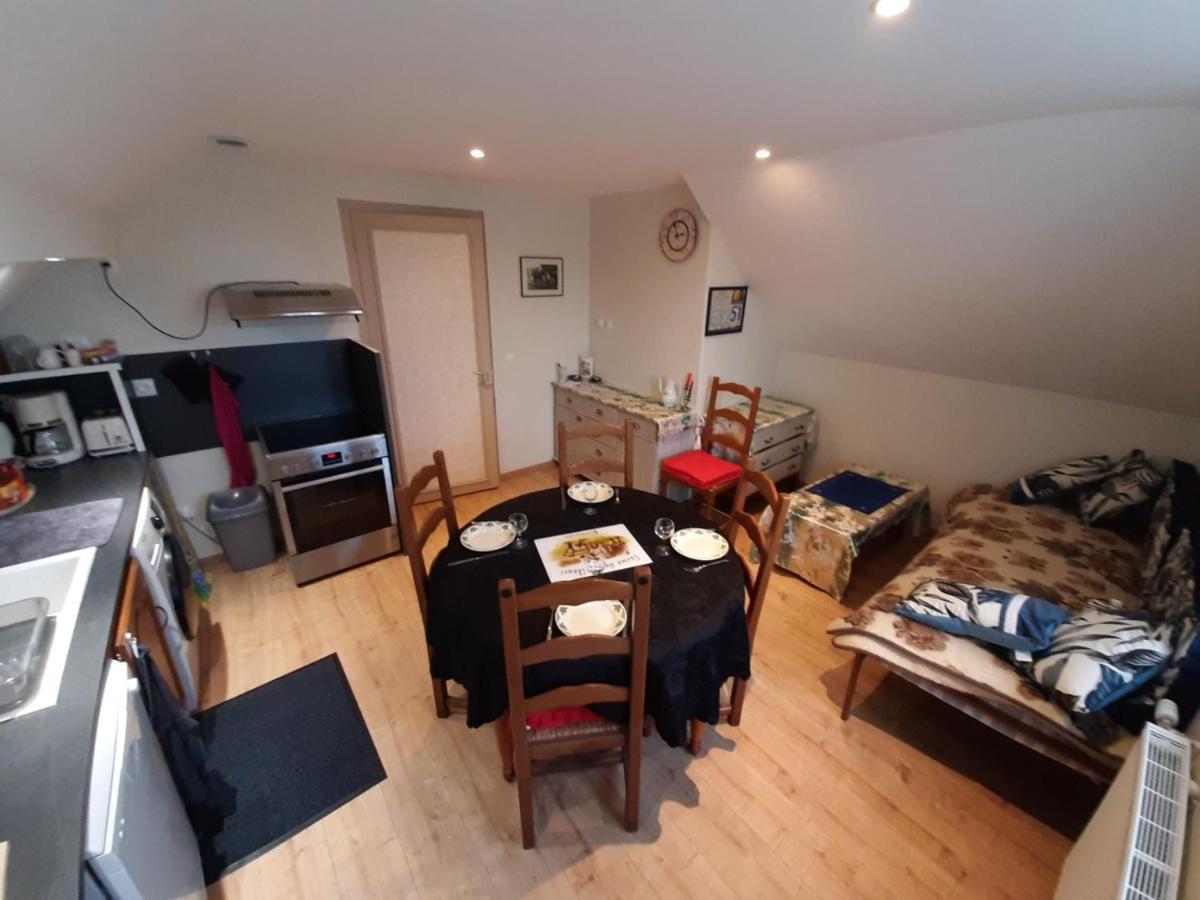 Appartement Le Deux Gaulle à Le Mêle-sur-Sarthe Extérieur photo