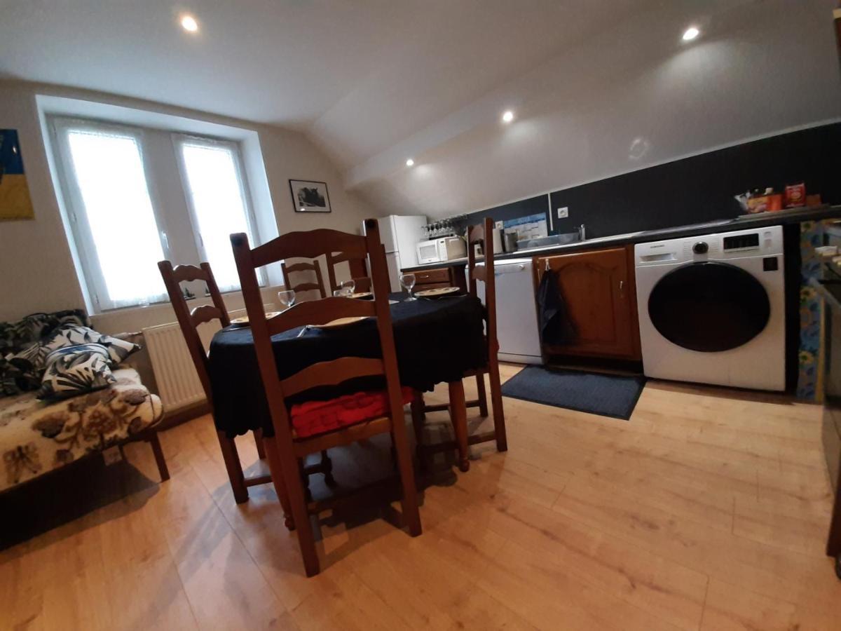 Appartement Le Deux Gaulle à Le Mêle-sur-Sarthe Extérieur photo