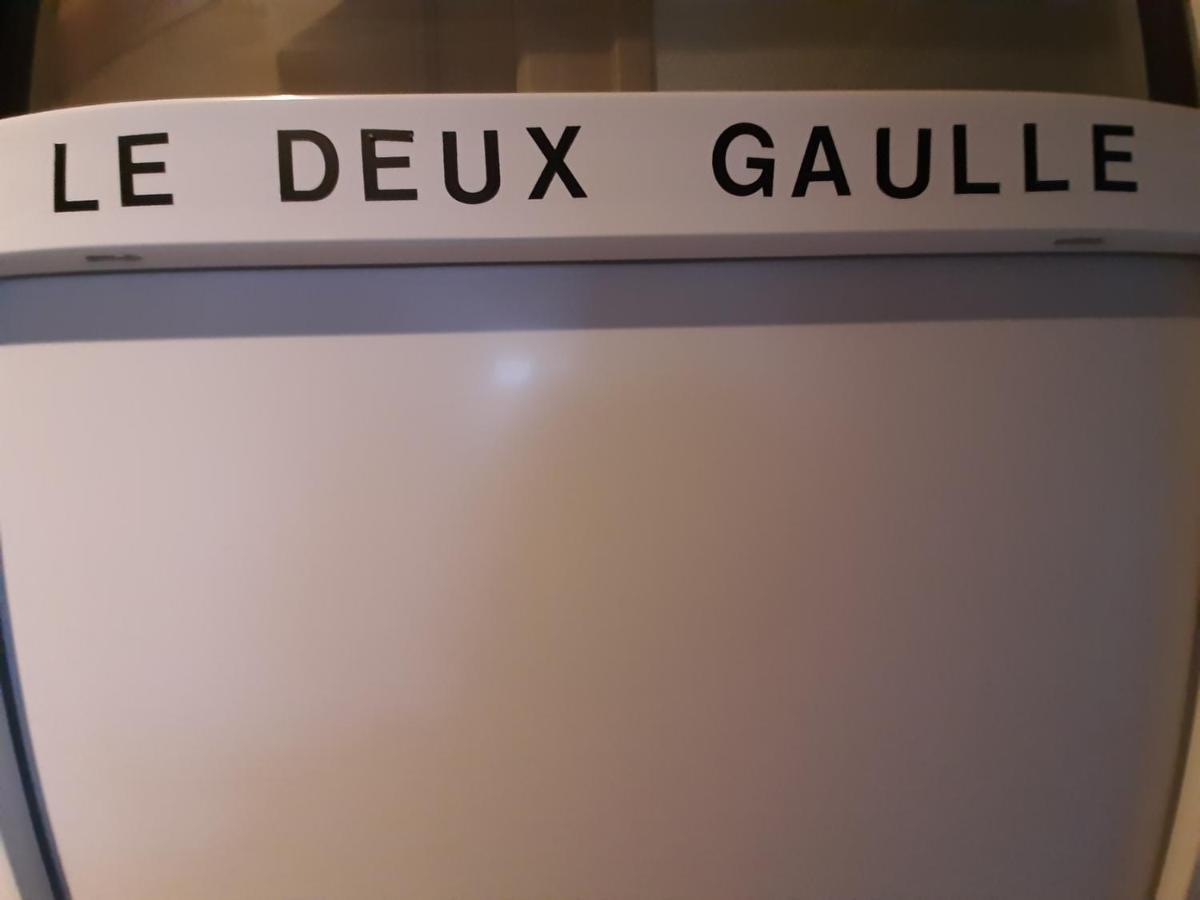 Appartement Le Deux Gaulle à Le Mêle-sur-Sarthe Extérieur photo
